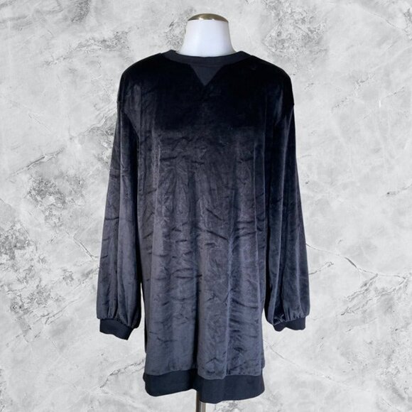 Lovers and Friends Zoja Marshmallow Sweatshirt Dress - Black - Picture 2 of 7